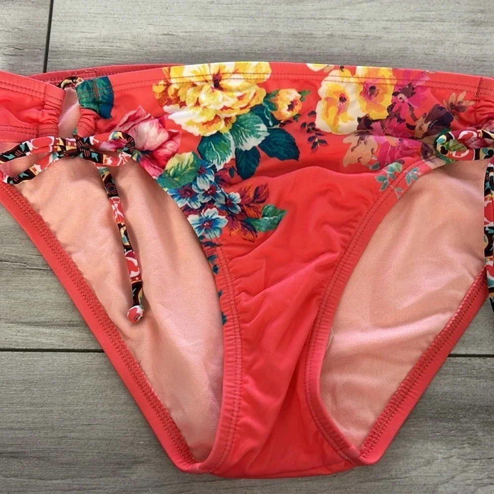 Hobie coral floral
